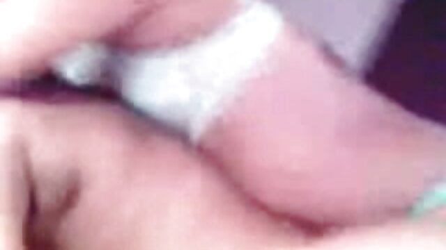 Ulubione :  Zamaskowany sex filmiki ostre facet ściskający swojego ogromnego kutasa w cipce brunetki Klipy filmowe 